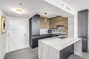 1800 Sunset Harbour Dr, Miami Beach, FL 33139 - Photo 17