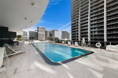 1000 Brickell Plz #2401, Miami, FL 33131 - Photo 35