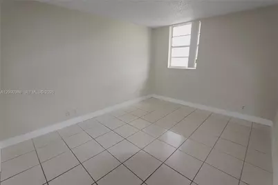 4550 NW 9 St #406E, Miami, FL 33126 - Photo 13