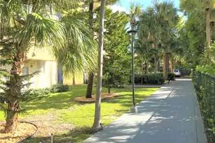4550 NW 9th St, Miami, FL 33126 - Photo 27