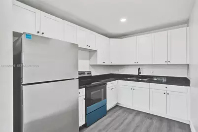 1341 NW 75th St, Miami, FL 33147 - Photo 5