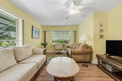 1401 N 12th Ct #3B, Hollywood, FL 33019 - Photo 9