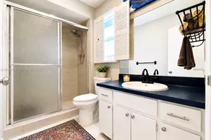 903 SE 14th St, Fort Lauderdale, FL 33316 - Photo 5