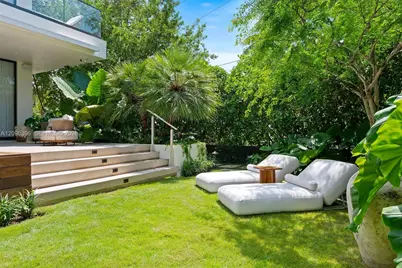 5701 N Bay Rd, Miami Beach, FL 33140 - Photo 43