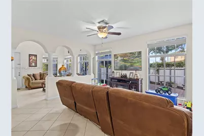 14046 SW 278th St, Homestead, FL 33032 - Photo 17