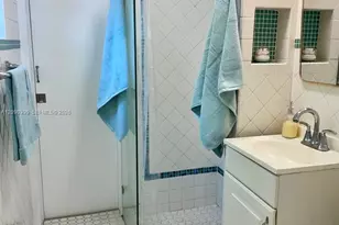 4176 SW 9th St, Miami, FL 33134 - Photo 7