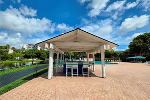 2212 S Cypress Bend Dr, Pompano Beach, FL 33069 - Photo 21