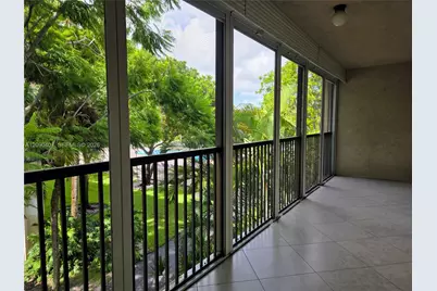 2212 S Cypress Bend Dr #301, Pompano Beach, FL 33069 - Photo 19