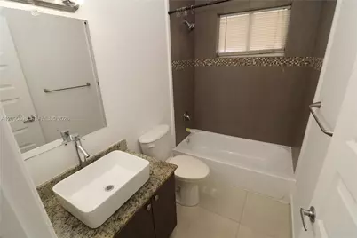540 74th St #3, Miami Beach, FL 33141 - Photo 5