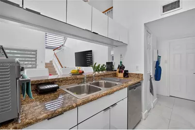 10451 SW 157th Pl #207, Miami, FL 33196 - Photo 11