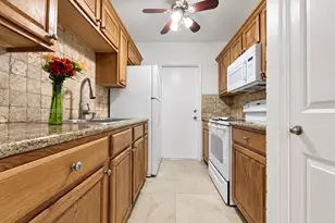 1420 Atlantic Shores Blvd, Hallandale Beach, FL 33009 - Photo 3