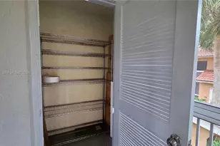 832 NW 92nd Ave, Plantation, FL 33324 - Photo 3