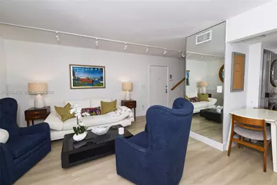 5838 SW 74th Ter #317, South Miami, FL 33143 - Photo 3