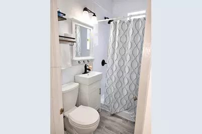 3710 Collins Ave #N-309, Miami Beach, FL 33140 - Photo 9