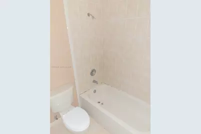 2720 NE 3rd Dr #202, Homestead, FL 33033 - Photo 7
