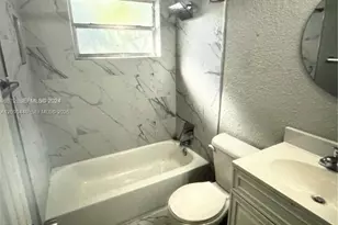 217 SW 10th St, Hallandale Beach, FL 33009 - Photo 13