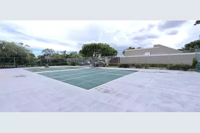 1441 W Fairway Rd, Pembroke Pines, FL 33026 - Photo 43