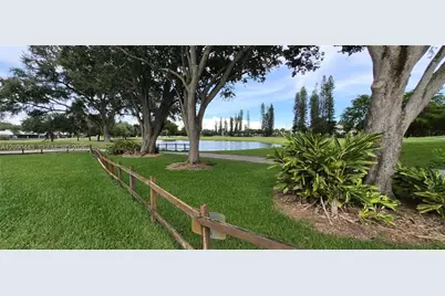 1441 W Fairway Rd, Pembroke Pines, FL 33026 - Photo 37