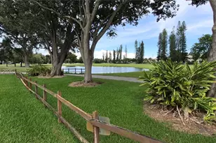1441 W Fairway Rd, Pembroke Pines, FL 33026 - Photo 37