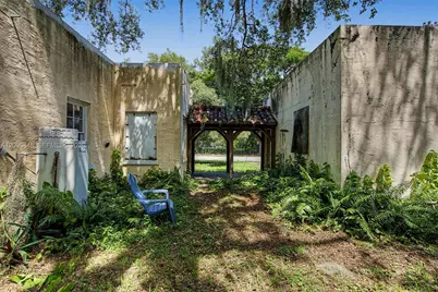 931 NW 14th Ct, Miami, FL 33125 - Photo 17