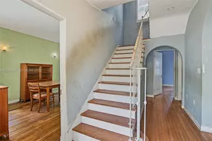 931 NW 14th Ct, Miami, FL 33125 - Photo 3