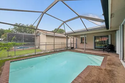1459 NW 97th Ter, Coral Springs, FL 33071 - Photo 39
