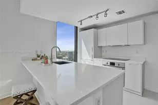 501 NE 31st St, Miami, FL 33137 - Photo 9