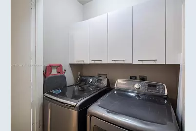 900 Brickell Key Blvd #2504, Miami, FL 33131 - Photo 27