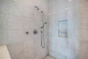 900 Brickell Key Blvd, Miami, FL 33131 - Photo 15