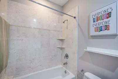 900 Brickell Key Blvd #2504, Miami, FL 33131 - Photo 23