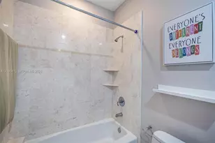 900 Brickell Key Blvd, Miami, FL 33131 - Photo 23