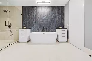 160 Isle of Venice Dr, Fort Lauderdale, FL 33301 - Photo 27
