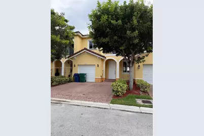7140 SW 166th Pl, Miami, FL 33193 - Photo 1
