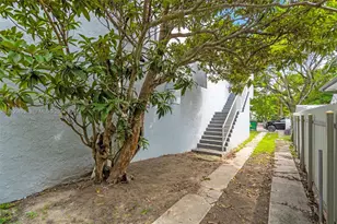 285 NW 44th St, Miami, FL 33127 - Photo 19