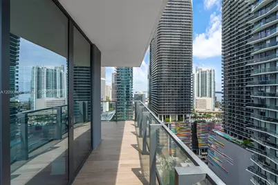 88 SW 7th St #1901, Miami, FL 33130 - Photo 17
