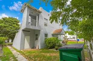 285 NW 44th St, Miami, FL 33127 - Photo 21