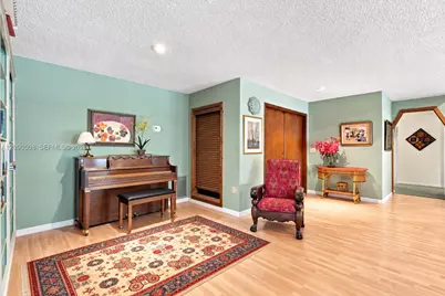 521 NW 78th Way, Plantation, FL 33324 - Photo 17