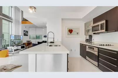 90 SW 3rd St #308, Miami, FL 33130 - Photo 13