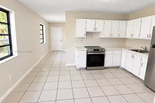 10132 W Indigo St, Miami, FL 33157 - Photo 5