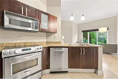 19900 E Country Club Dr #116, Aventura, FL 33180 - Photo 9