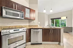 19900 E Country Club Dr, Aventura, FL 33180 - Photo 9