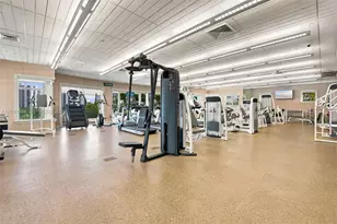 19900 E Country Club Dr, Aventura, FL 33180 - Photo 23