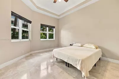 19900 E Country Club Dr #116, Aventura, FL 33180 - Photo 11