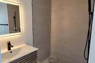 7801 Byron Ave, Miami Beach, FL 33141 - Photo 9