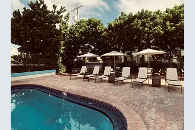 6450 Collins Ave #609, Miami Beach, FL 33141 - Photo 17