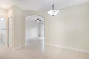 1485 SE 25th Ter, Homestead, FL 33035 - Photo 9