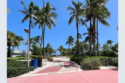 2899 Collins Ave #1037, Miami Beach, FL 33140 - Photo 25