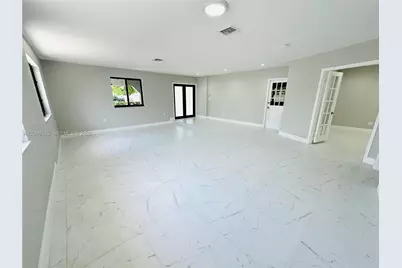 201 SW 40th Ave, Miami, FL 33134 - Photo 11