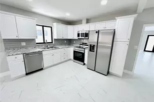 201 SW 40th Ave, Miami, FL 33134 - Photo 21