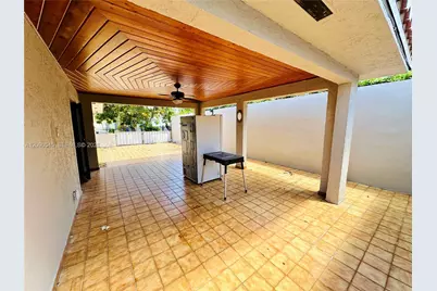 201 SW 40th Ave, Miami, FL 33134 - Photo 29